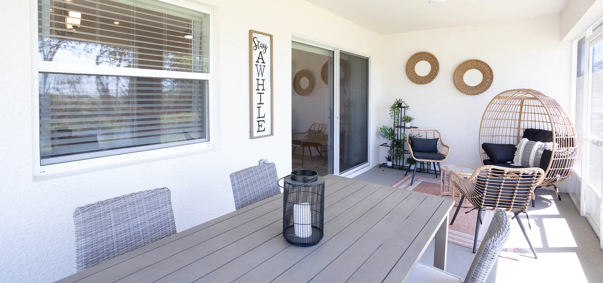 Large screened lanai on a Florida new home