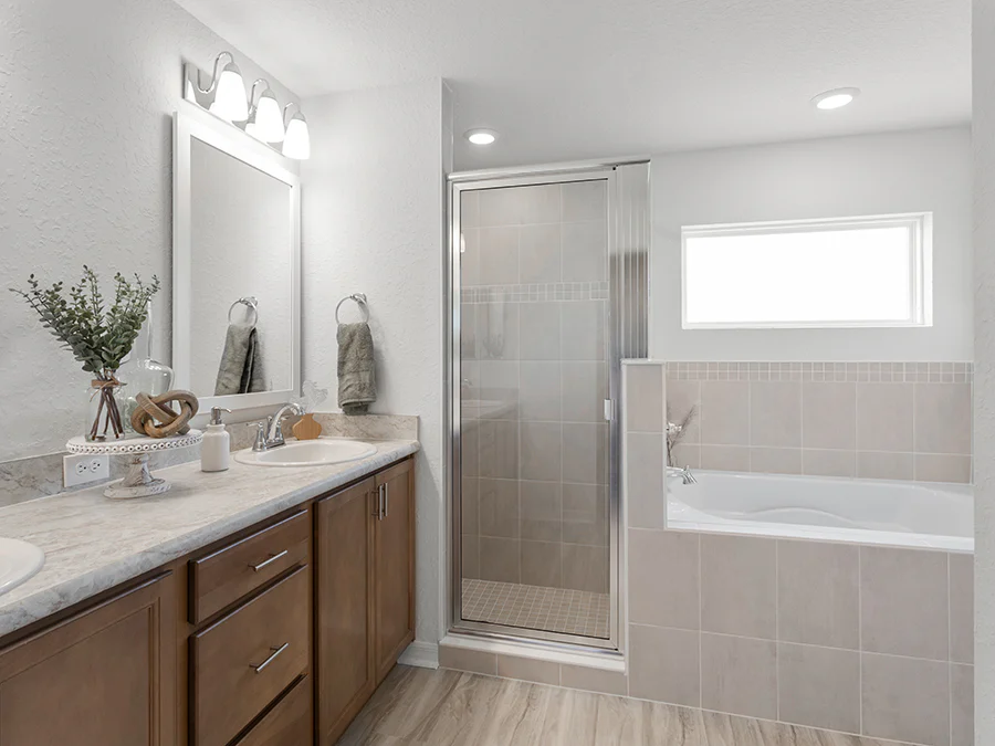 Room Parker-Owner's Suite Bath Page