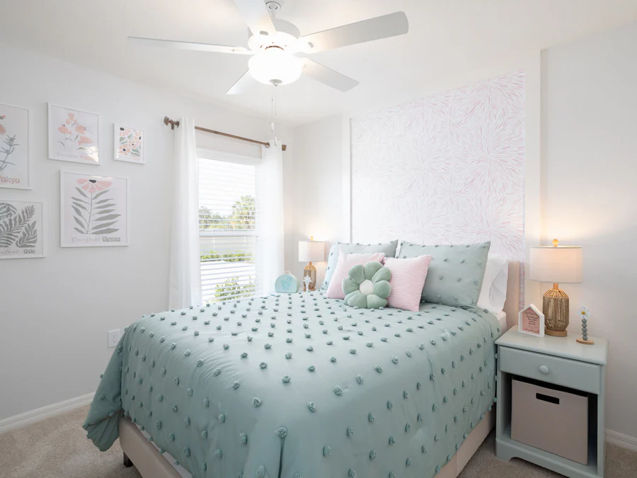 Room Peyton - Bedroom 3 Page