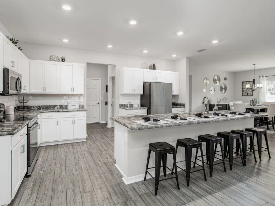 Room Summerlyn II - Kitchen Page