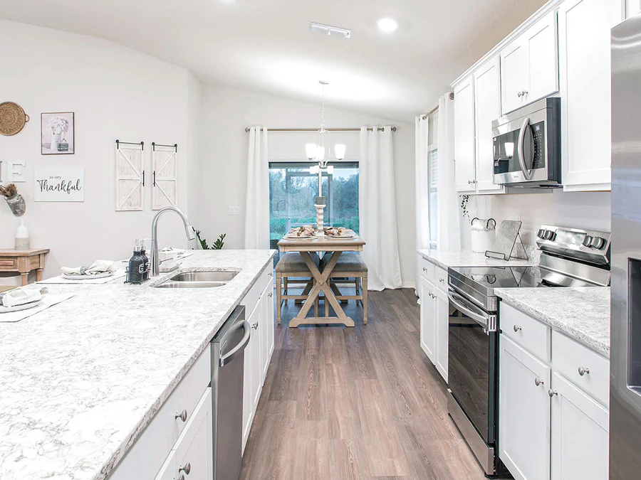 Room Parker - Kitchen Page