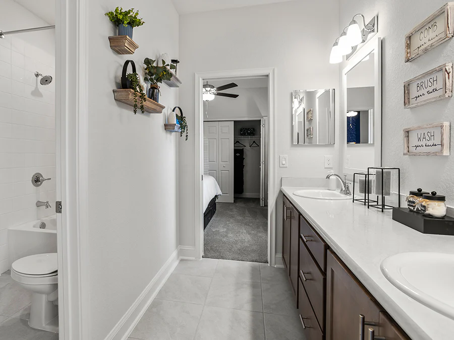 Room Waylyn - Jack-and-Jill-Bath Page