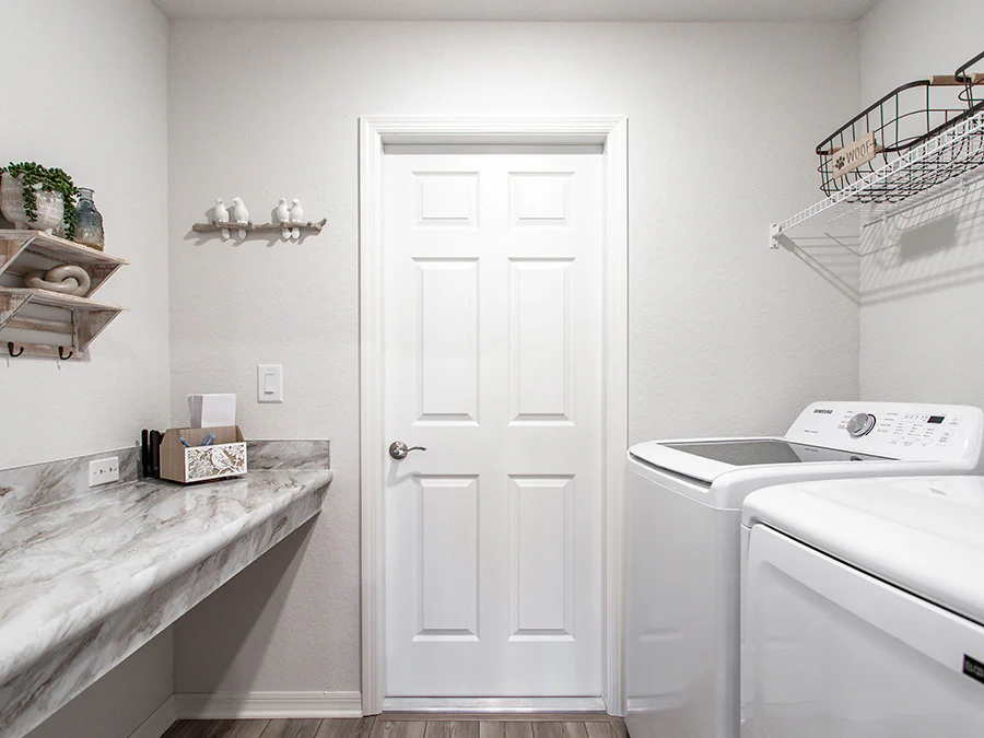 Room Raychel - Laundry Room with Drop Zone Page