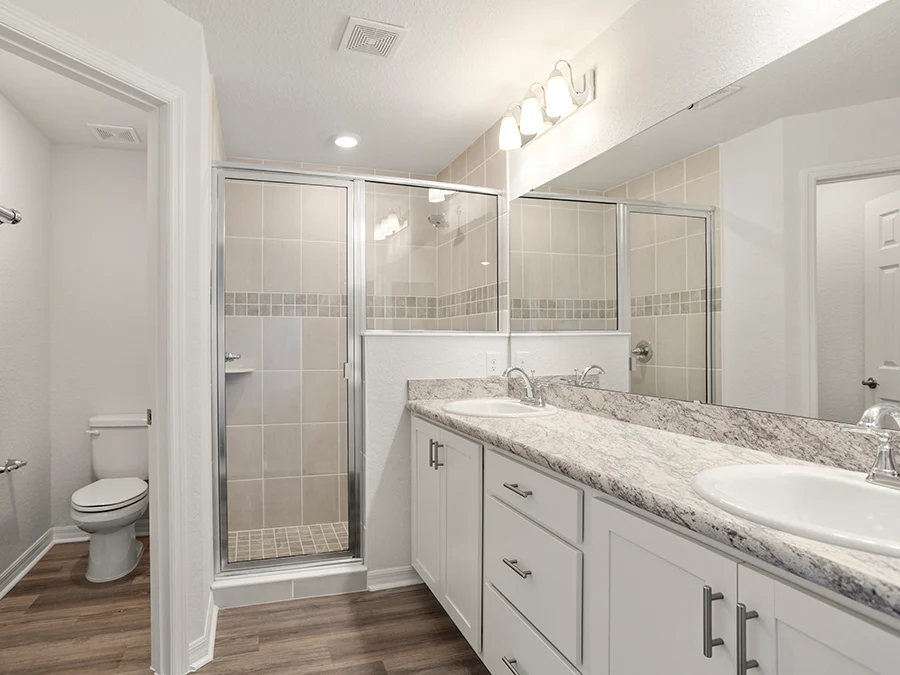Room Peyton - Owner's Bath Page