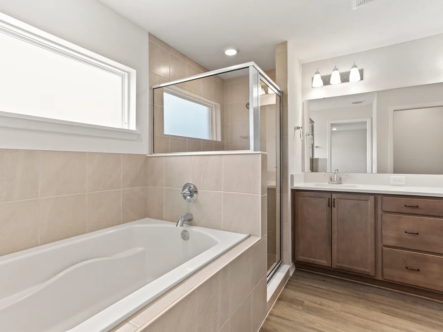 Room Parker - Owner's Bath Page