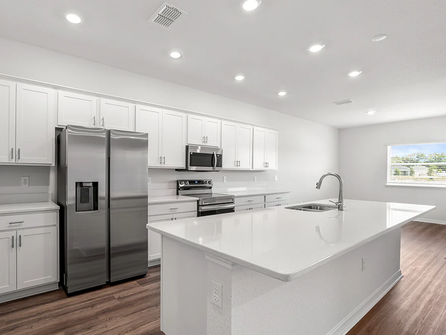 Room Everly-Kitchen Page