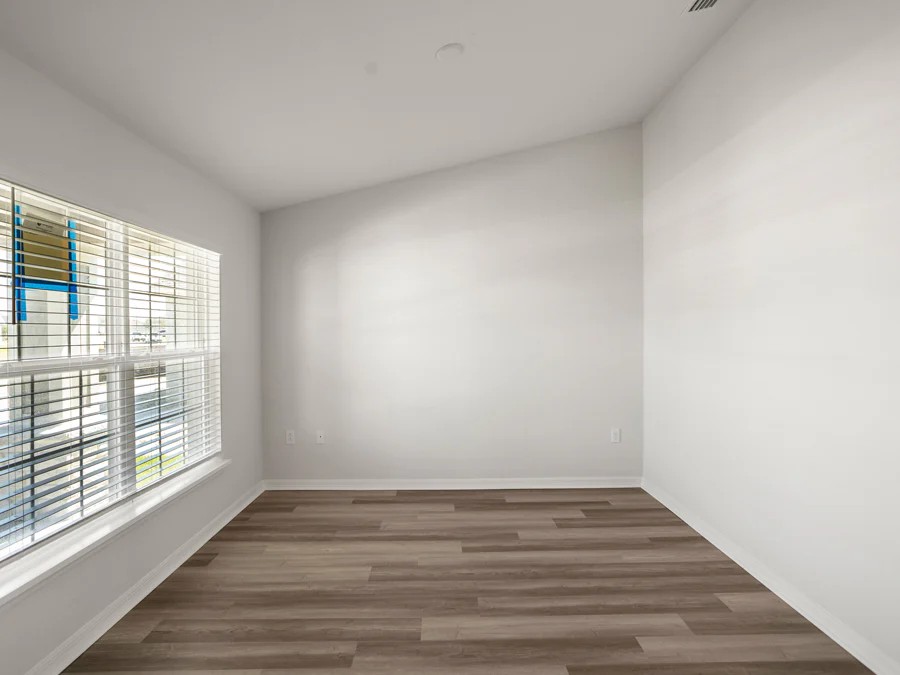 Room Ryleigh - Den Page
