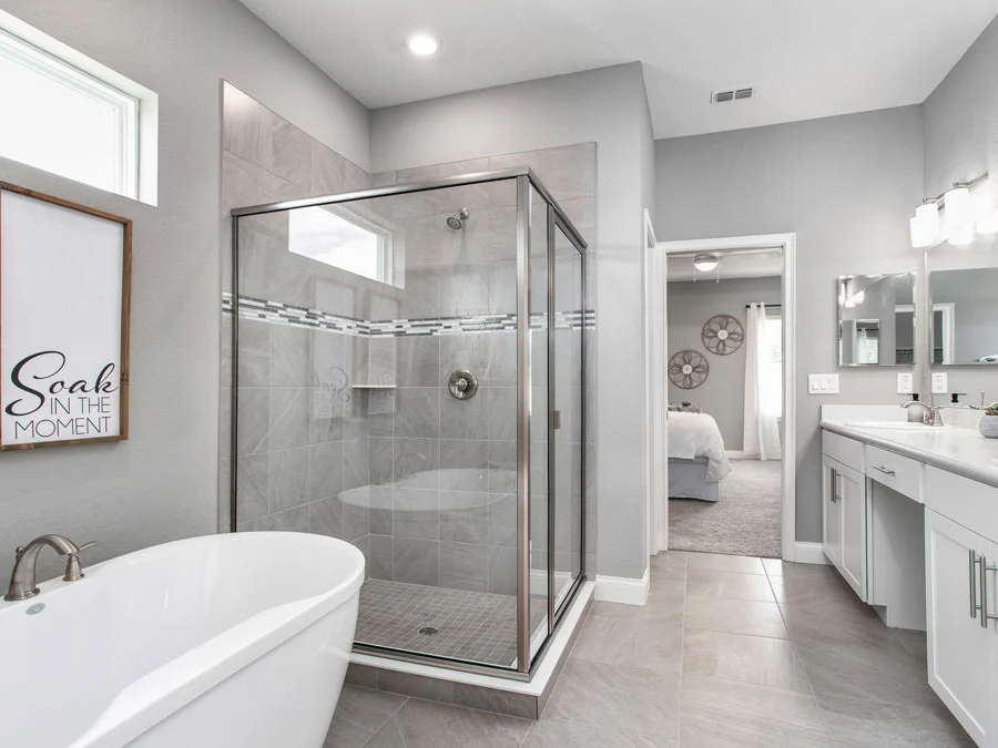 Room Waylyn - Spa Owner's Bath Page