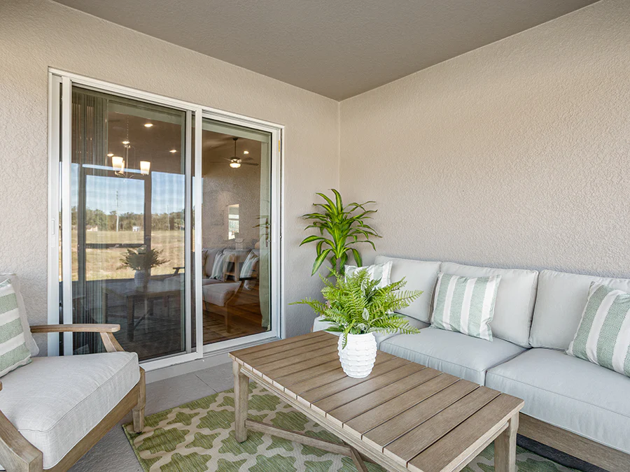 Room Parker - Lanai Page