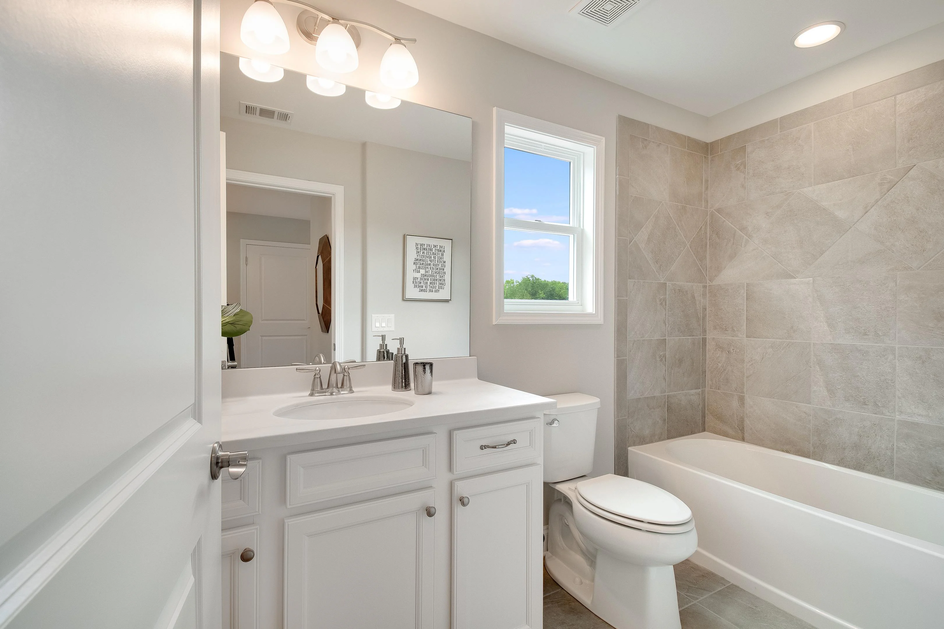 MDKelly Secondary Bath