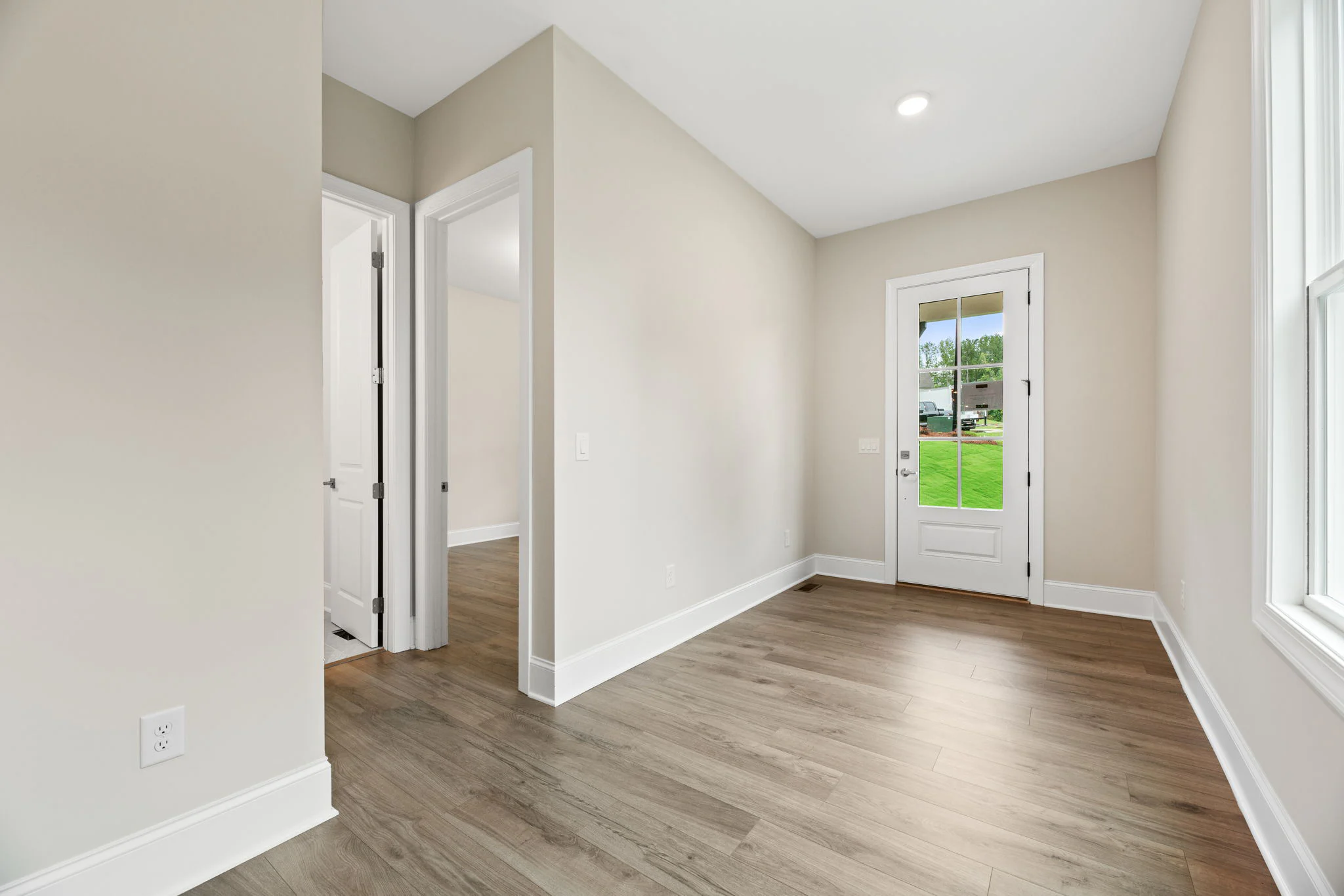 LaRuche - Windsong - 1025 Liberty Springs Dr - Woodstock-2