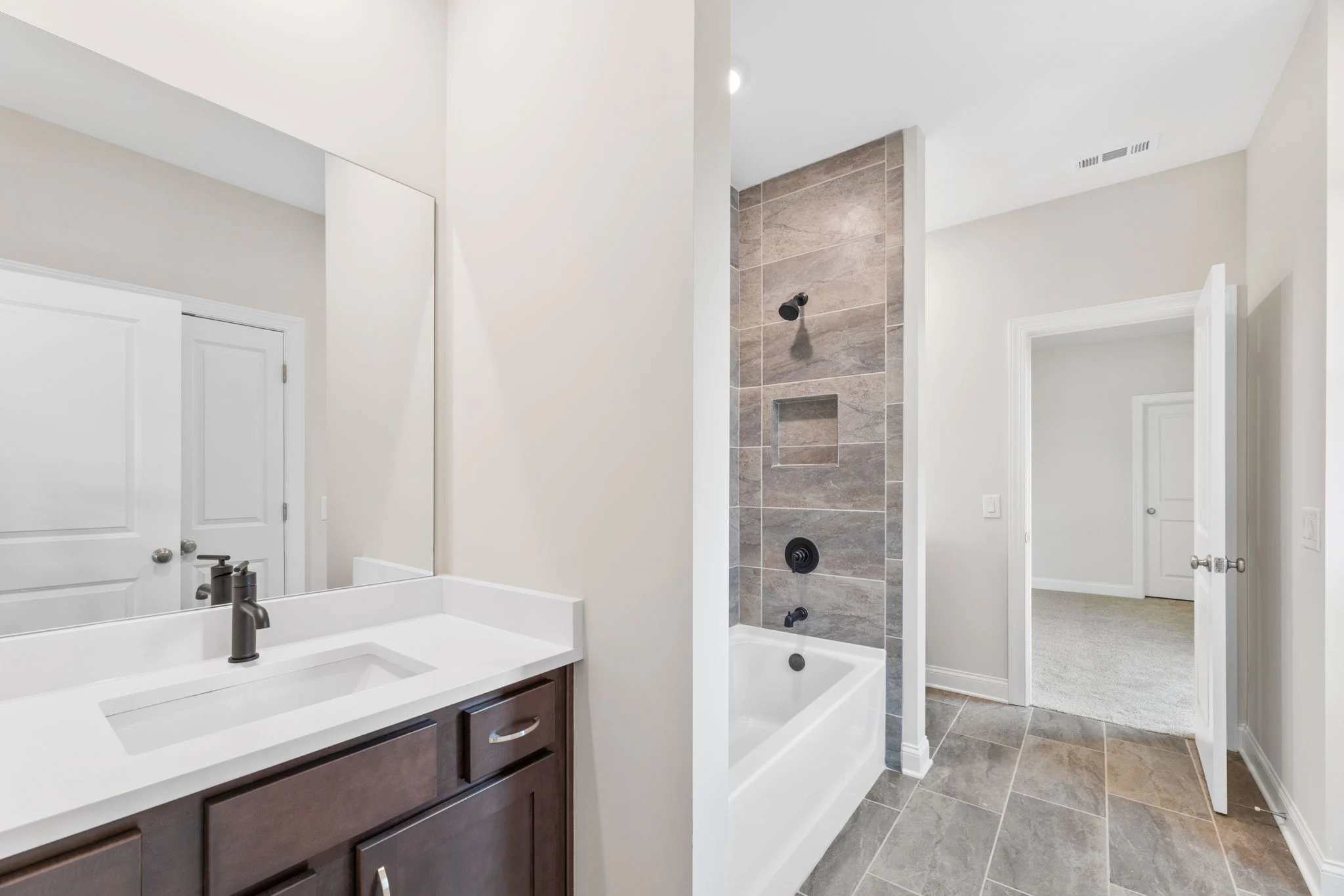 LaRuche - Windsong - 675 Crest Line Trl - Powder Springs-27