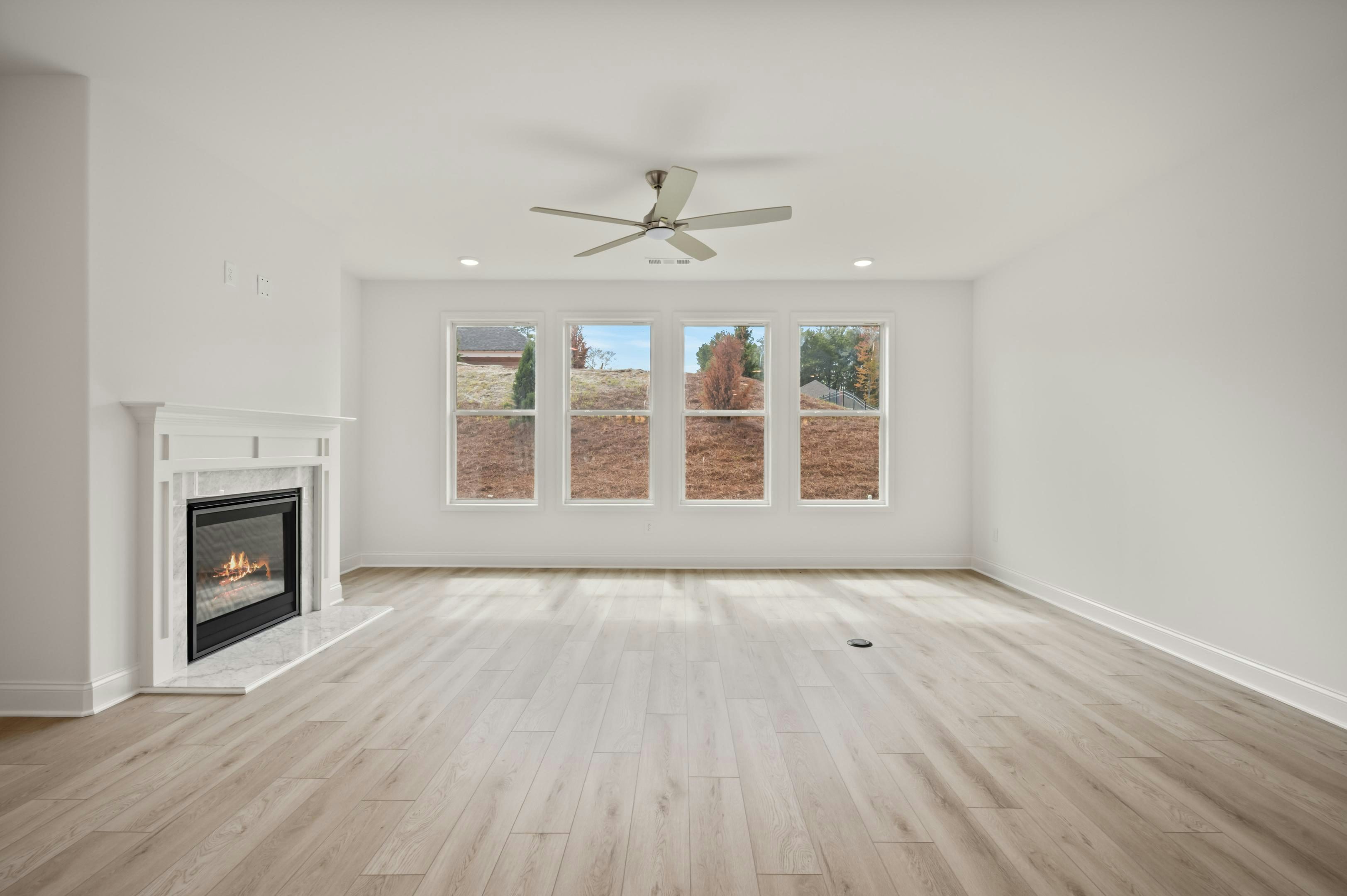 EF142 Maplewood Great Room